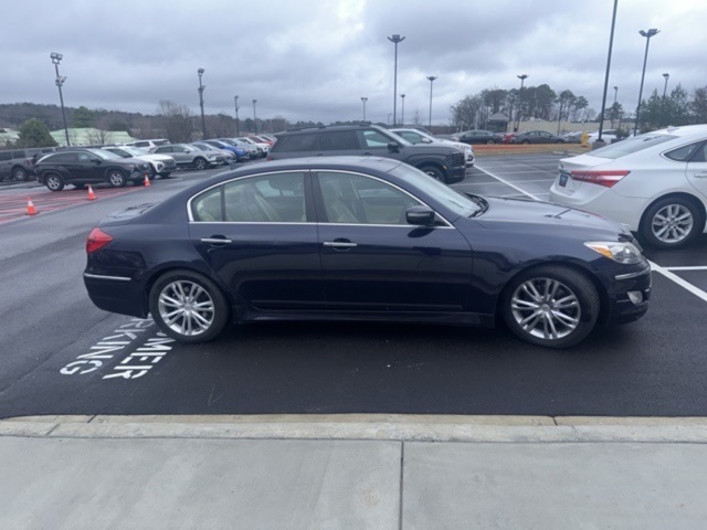 2012 Hyundai Genesis 3.8 RWD