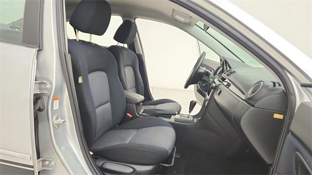 2009 Mazda Mazda3 i Sport Silver at Emmons Autoplex