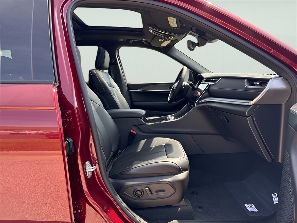 2025 Jeep Grand Cherokee L