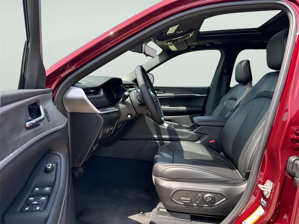 2025 Jeep Grand Cherokee L