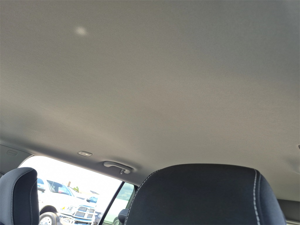 2022 Jeep Grand Cherokee L Laredo Black at Gullo Toyota