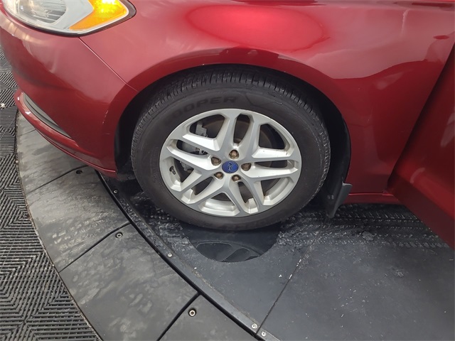 2013 – Ford – Fusion