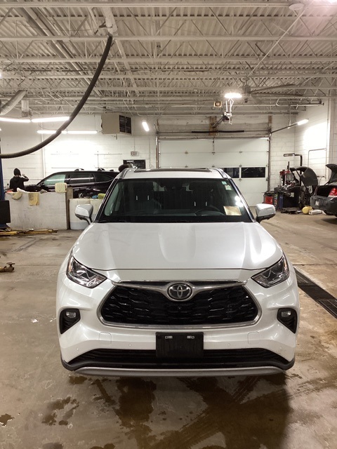 2023 Toyota Highlander Platinum AWD