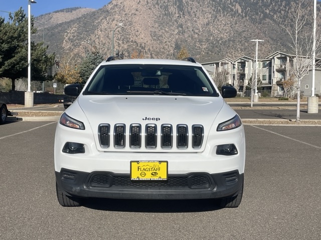 2016 Jeep Cherokee Sport
