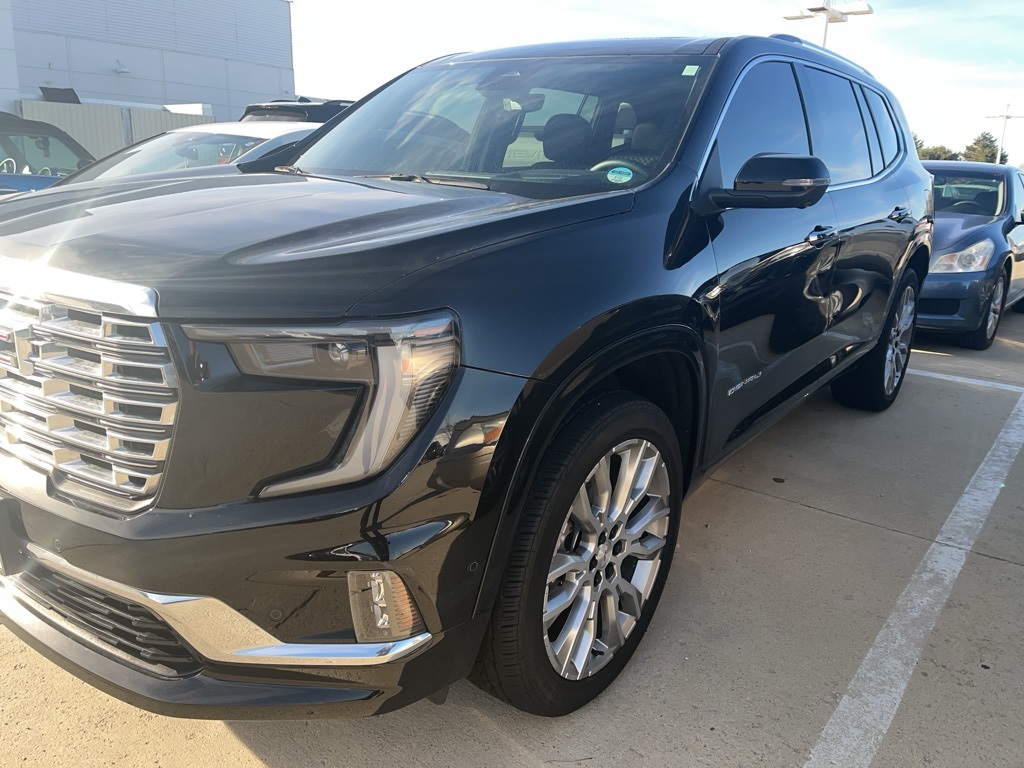 2025 GMC Acadia Denali AWD