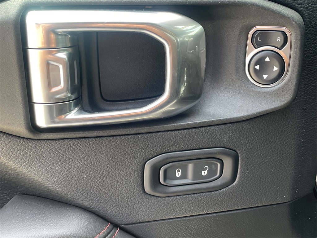 2025 Jeep Gladiator Rubicon - 11