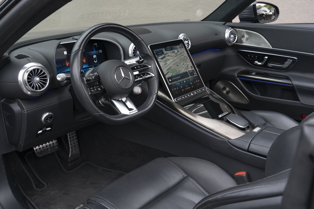 2022 Mercedes-Benz SL-Class SL 63 AMG® - Photo 12