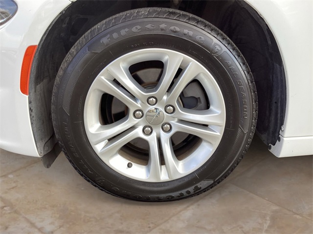 Used Car 2021 Dodge Charger  Sedan 4 Dr. Sxt Rear Wheel Drive For Sale Under $20,000 In San Antonio, Texas