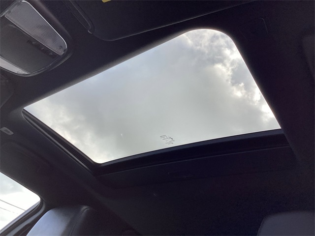 Used Car 2021 Dodge Charger  Sedan 4 Dr. Sxt Rear Wheel Drive For Sale Under $20,000 In San Antonio, Texas