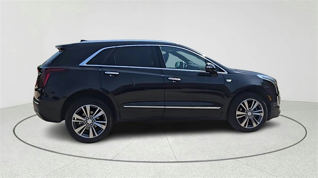 2025 Cadillac XT5