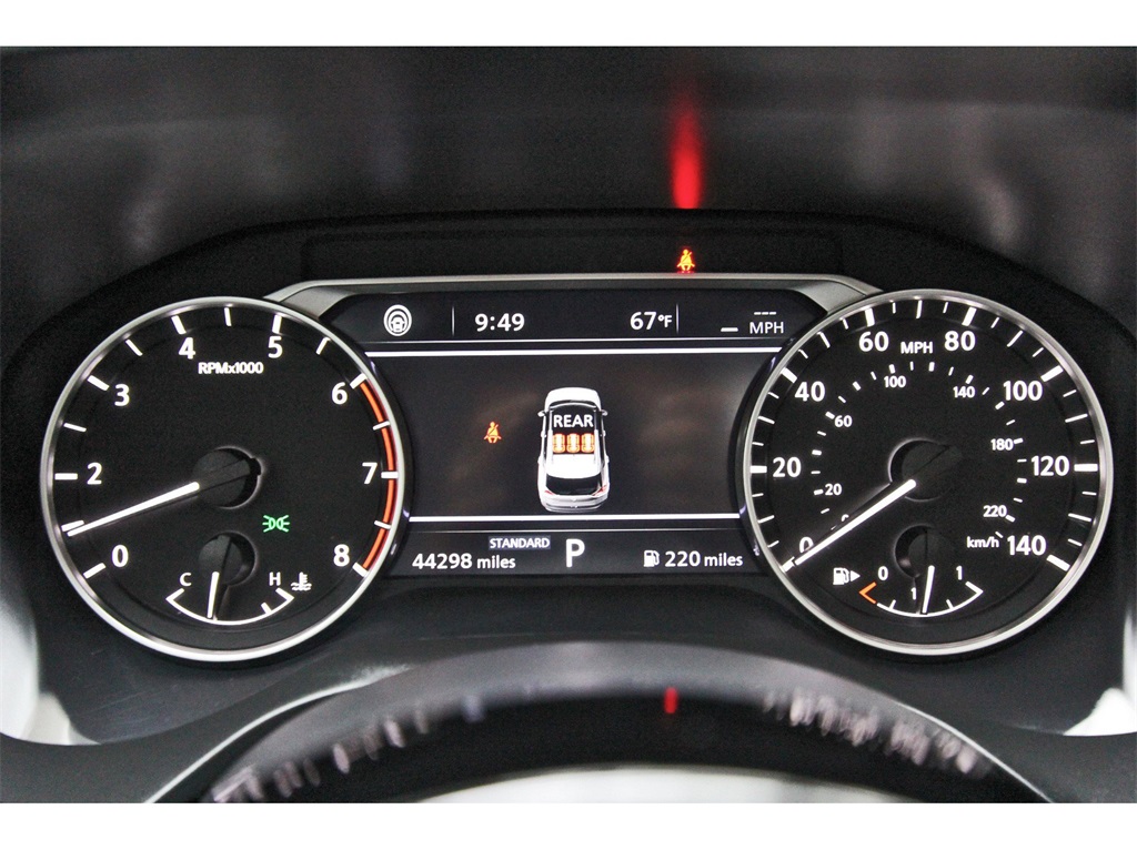 2023 Nissan Rogue SL - 11