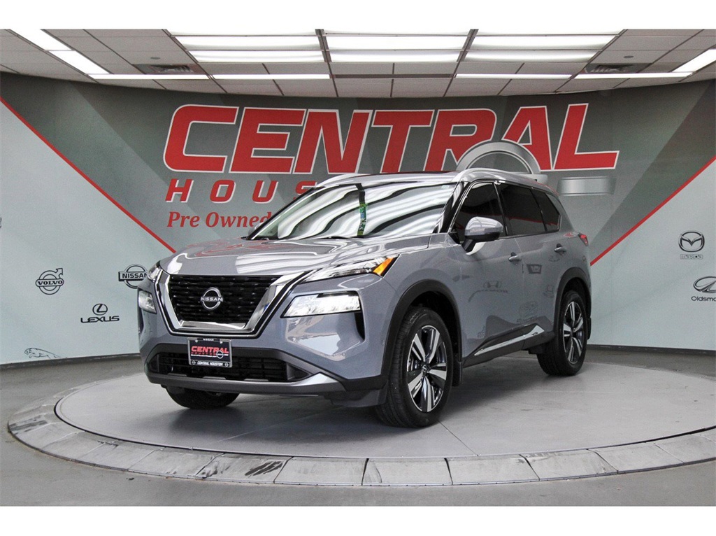 2023 Nissan Rogue SL - 1