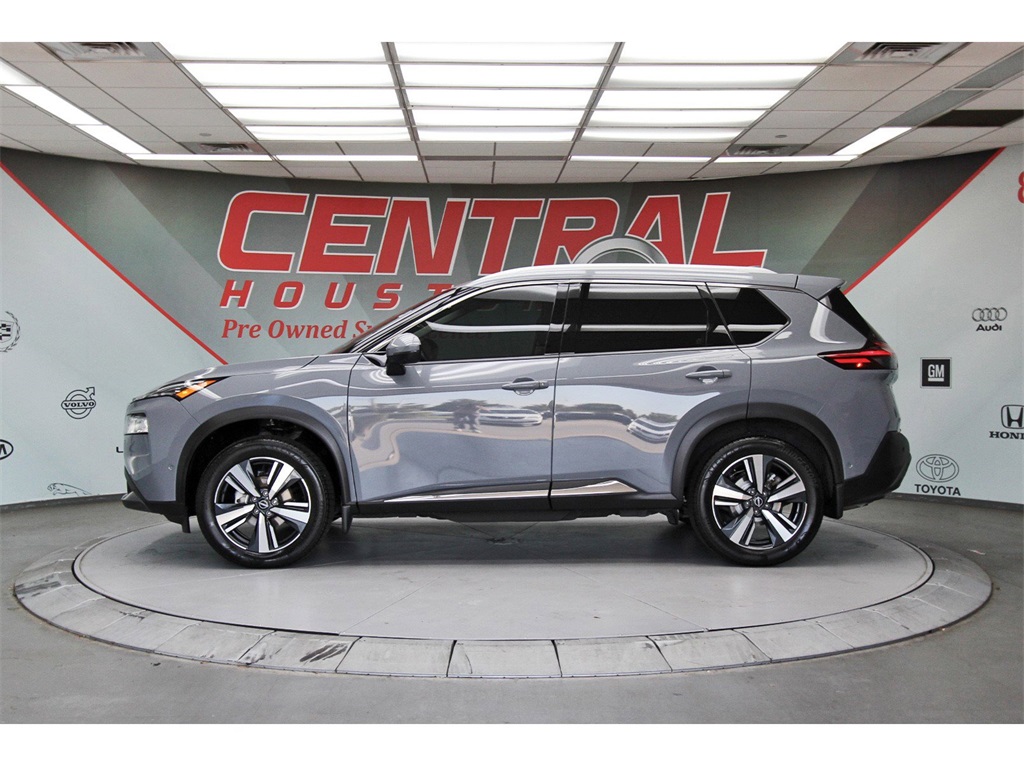 2023 Nissan Rogue SL - 2