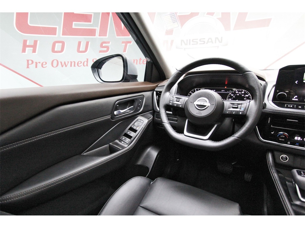 2023 Nissan Rogue SL - 5