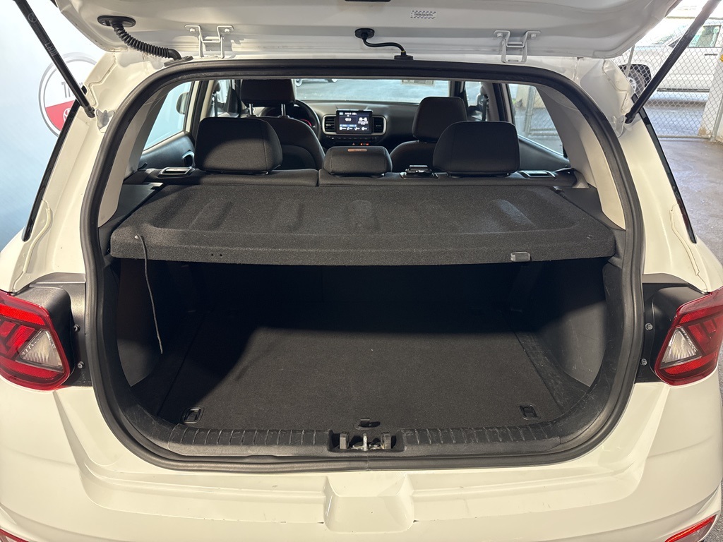 Thumbnail: 2024 Hyundai Venue - 21