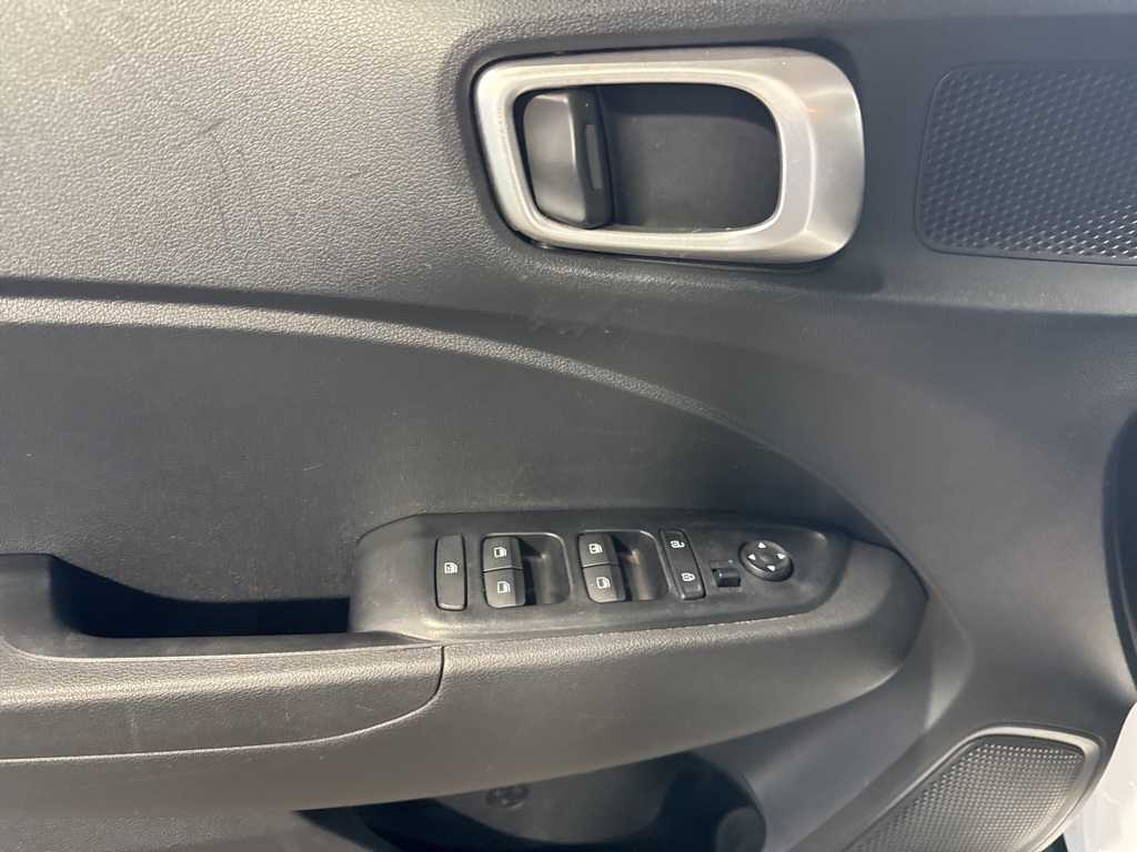 Thumbnail: 2024 Hyundai Venue - 28