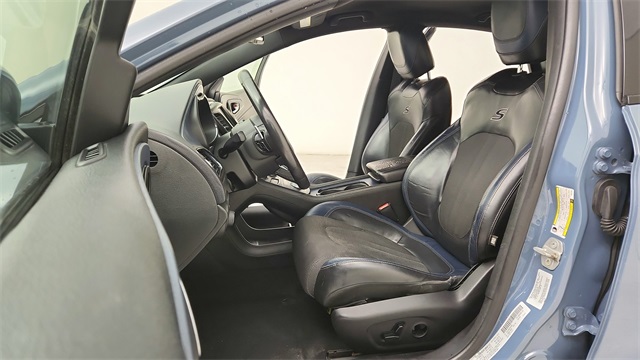 2015 Chrysler 200 S Blue at Tom Peacock Cadillac