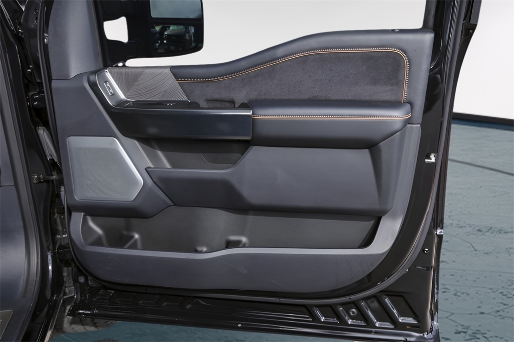 Used Car 2024 Ford F-250sd  Platinum For Sale Under $90,000 In Austin, Texas