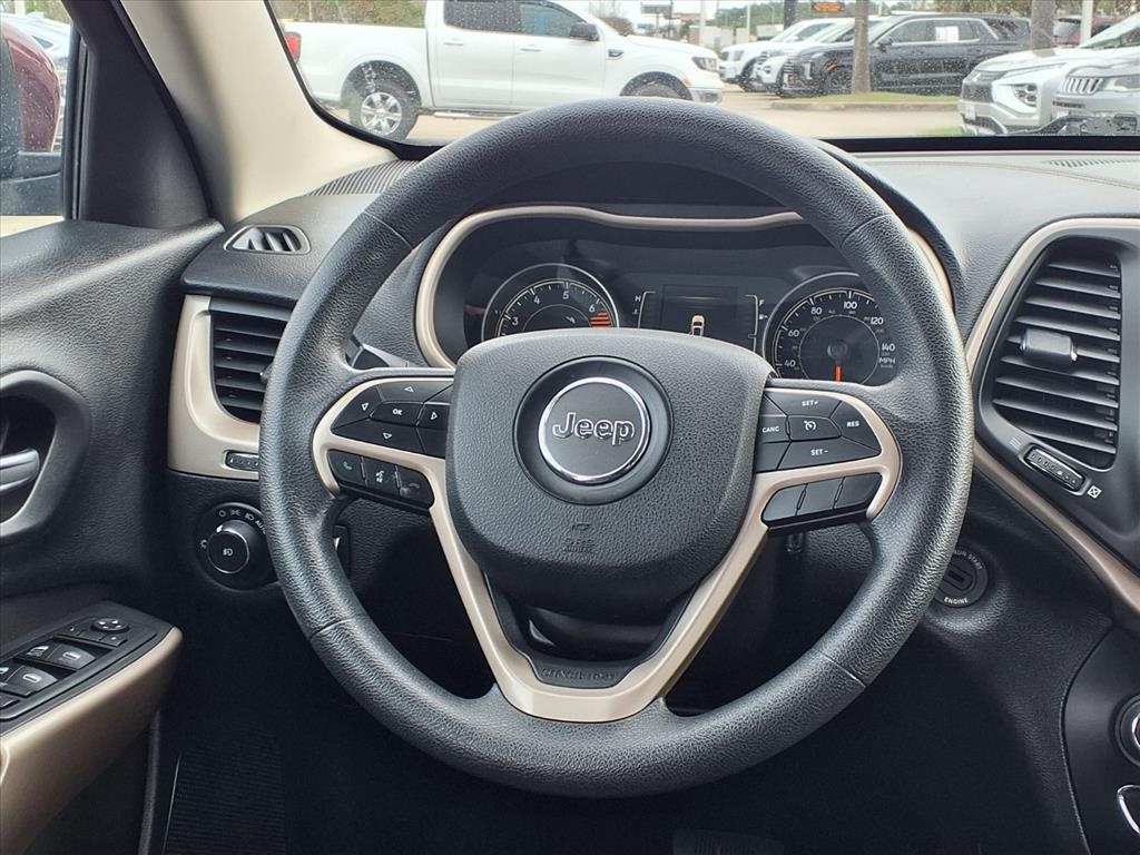 2018 Jeep Cherokee Latitude Red at AutoSavvy Houston Northwest
