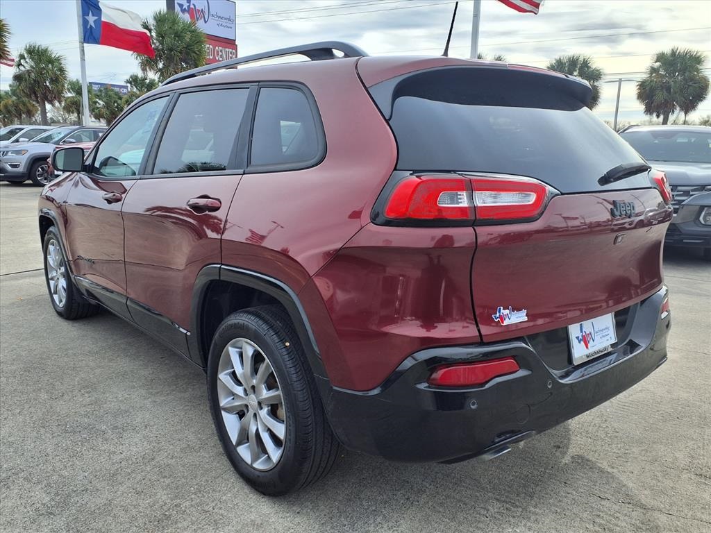 2018 Jeep Cherokee Latitude Red at AutoSavvy Houston Northwest