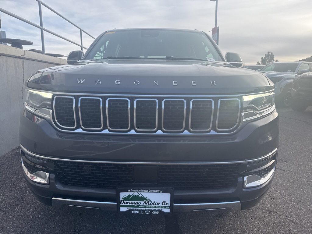 2023 Jeep Wagoneer L Series III's photo