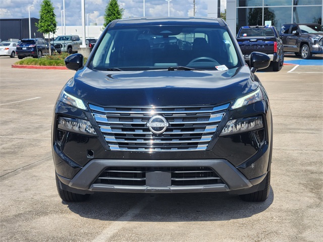 2024 Nissan Rogue SV - 1