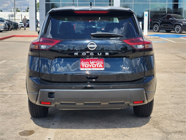 2024 Nissan Rogue SV - 5