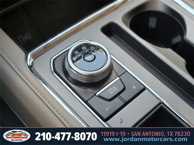 Used Car 2021 Ford Expedition  Xlt For Sale Under $35,000 In San Antonio, Texas