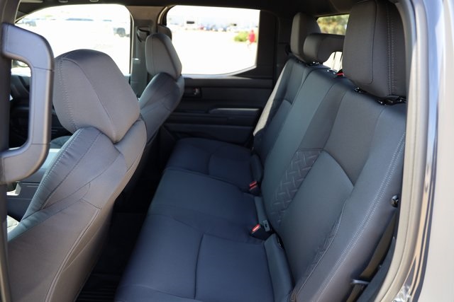 2025 Toyota Tacoma SR5 - 11