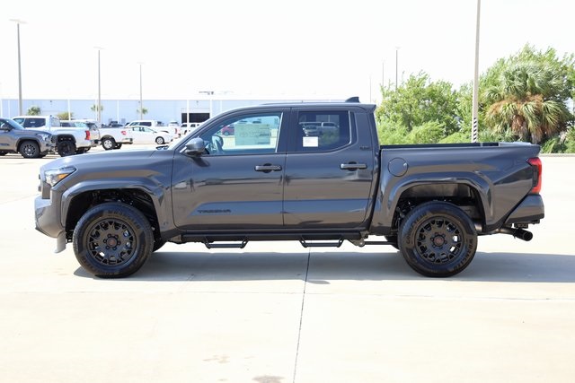 2025 Toyota Tacoma SR5 - 4