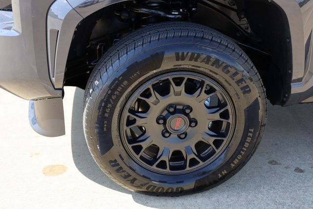 2025 Toyota Tacoma SR5 - 8