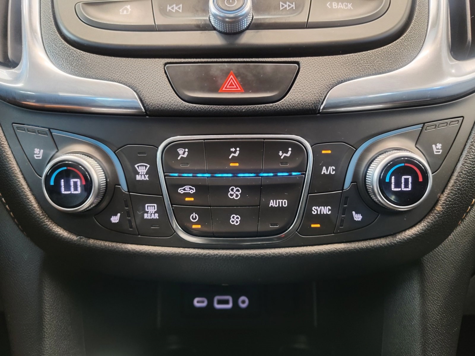 Used Car 2019 Chevrolet Equinox  Premier For Sale Under $20,000 In San Antonio, Texas