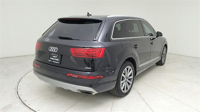 2019 Audi Q7 45 SE Premium Plus Black at Ultimate Motorsports