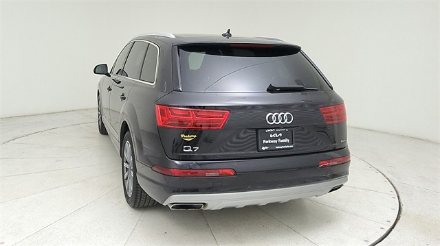 2019 Audi Q7 45 SE Premium Plus Black at Ultimate Motorsports