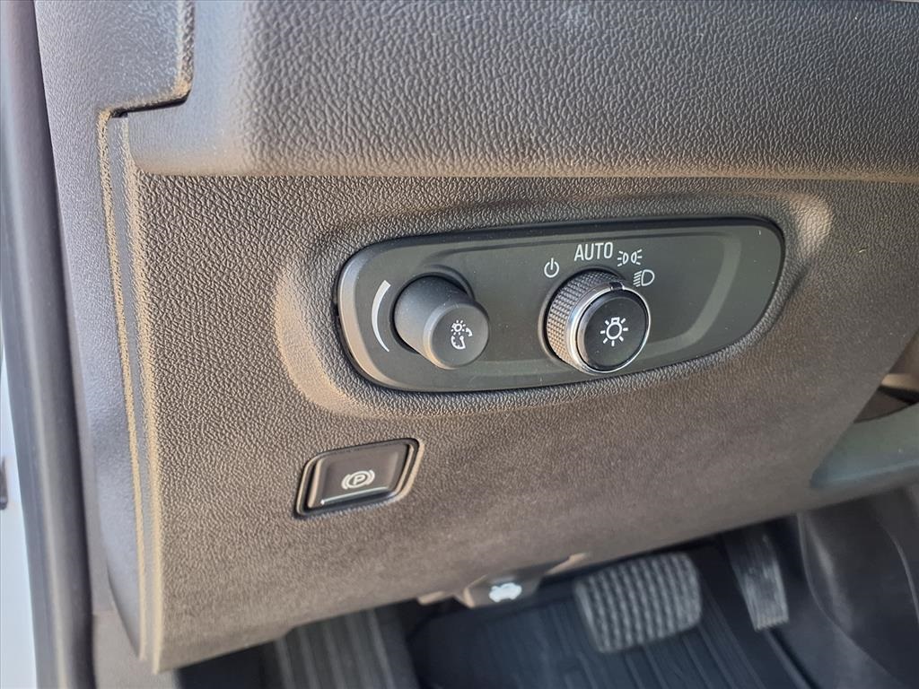 2023 GMC Terrain SLE - 10