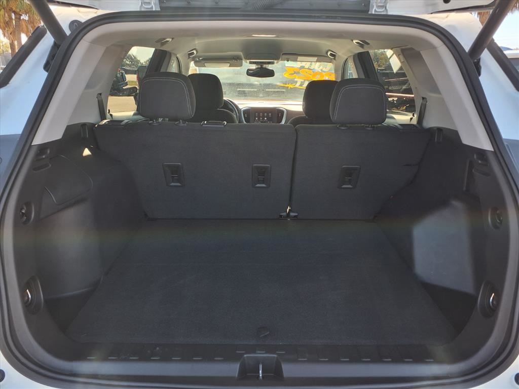 2023 GMC Terrain SLE White at Monument Chevrolet