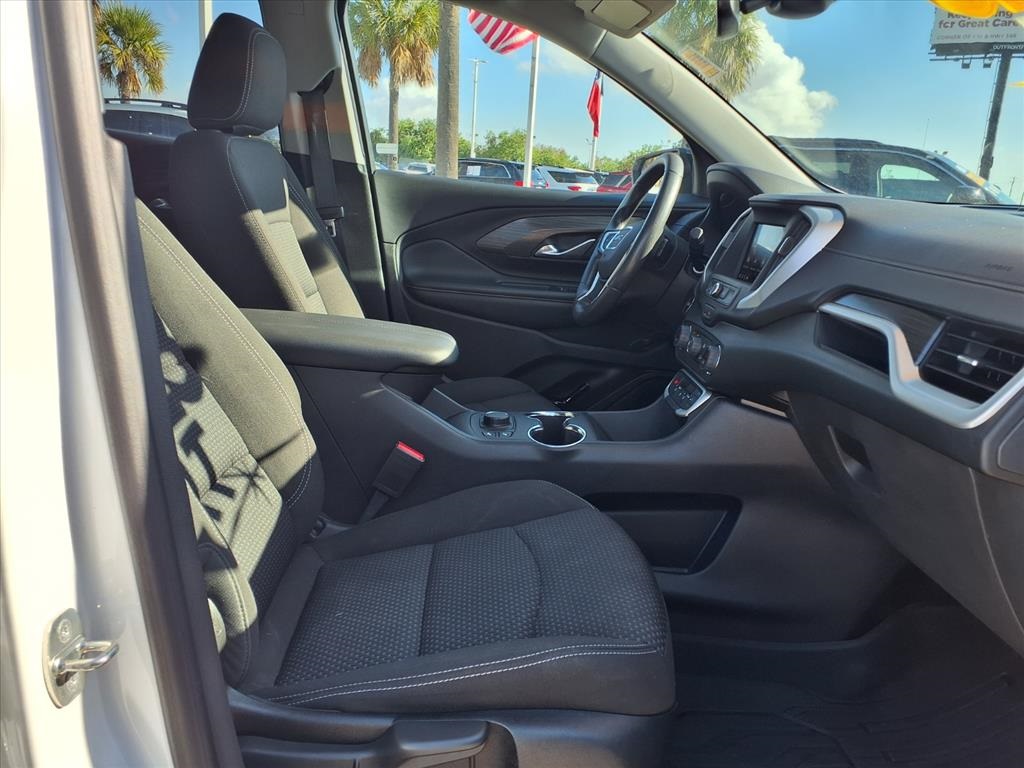 2023 GMC Terrain SLE - 8