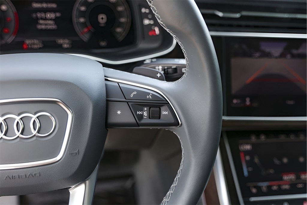 Used Car 2024 Audi Q8  55 Prestige For Sale Under $70,000 In Austin, Texas