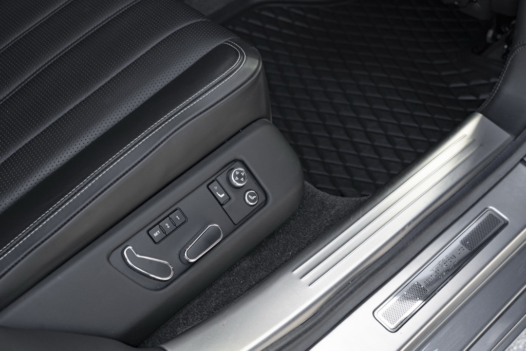 2014 Bentley Flying Spur Base - Photo 37