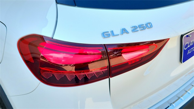 2025 Mercedes-Benz GLA