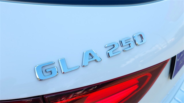 2025 Mercedes-Benz GLA