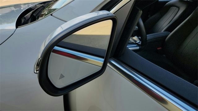 2025 Mercedes-Benz GLA