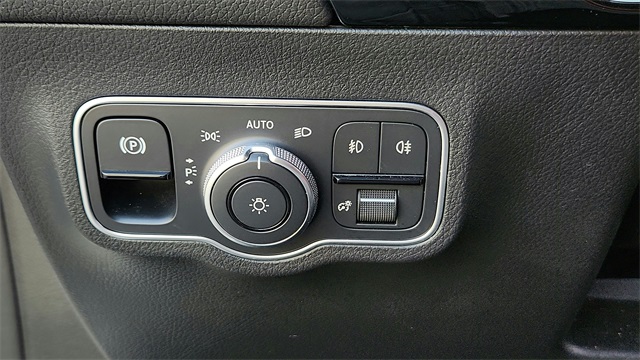 2025 Mercedes-Benz GLA