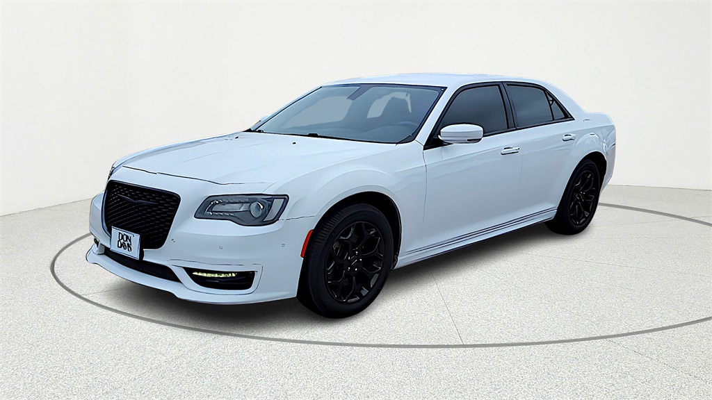 2022 Chrysler 300