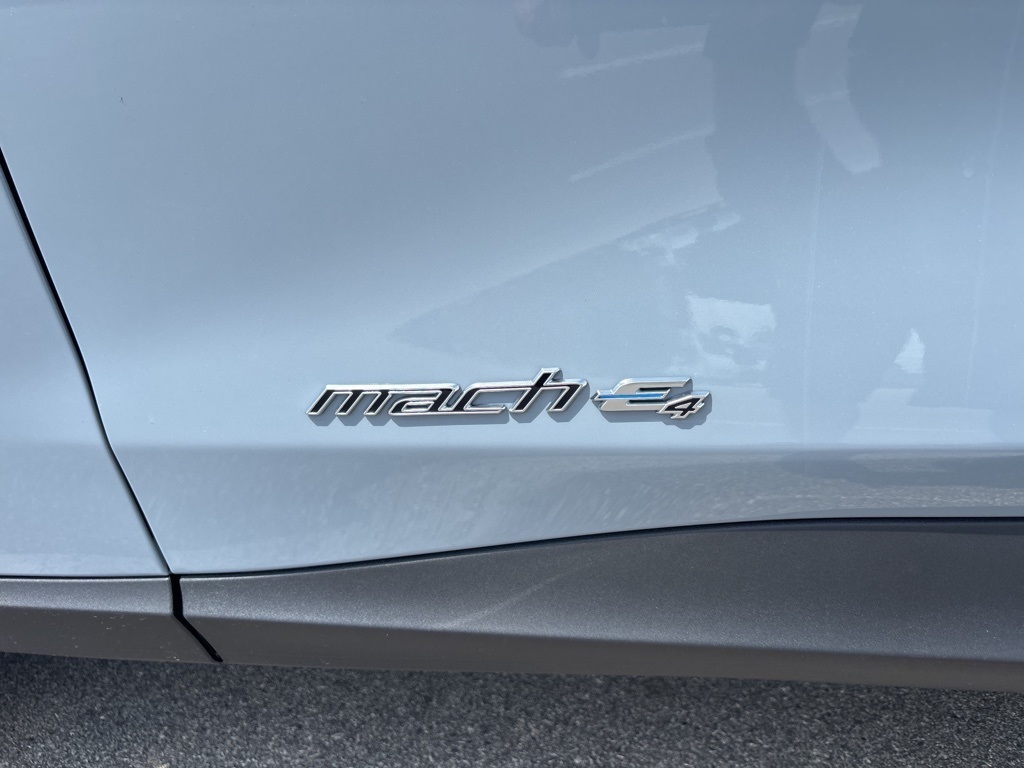 2025 Ford Mustang Mach-E