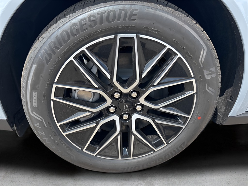 2025 Ford Mustang Mach-E