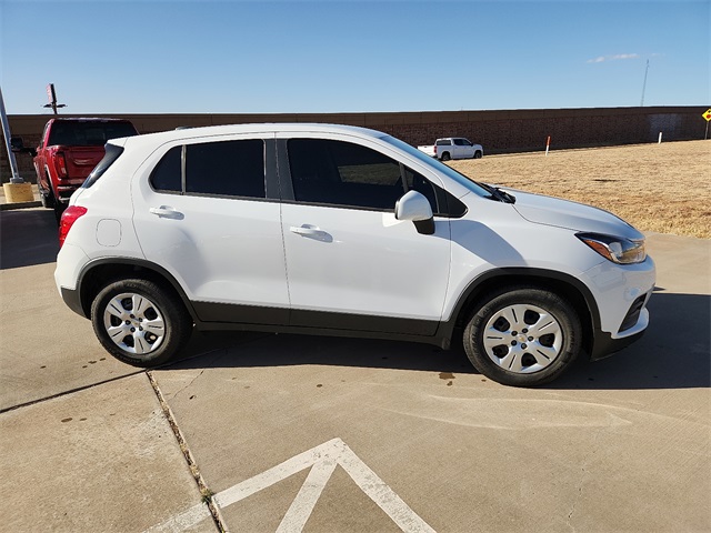 Used Car 2017 Chevrolet Trax  Ls For Sale Under $12,000 In Plainview, Texas