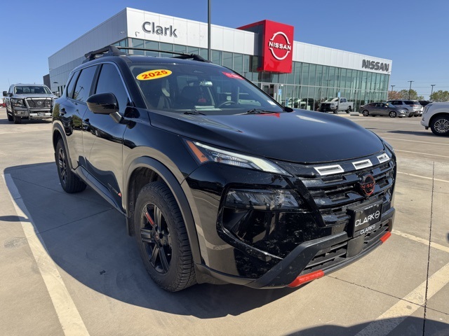2025 Nissan Rogue Rock Creek