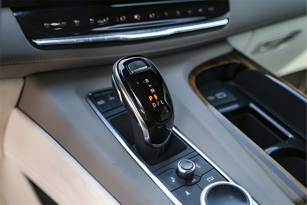 Used Car 2024 Cadillac Escalade Esv  Sport Platinum For Sale Under $100,000 In Austin, Texas