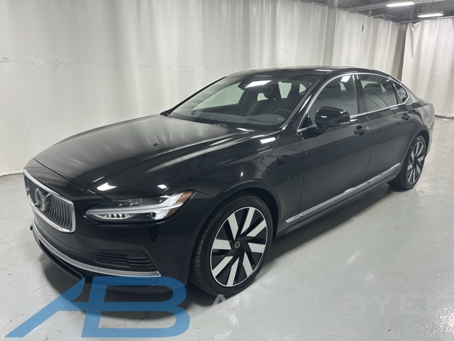 2025 Volvo S90 Recharge T8 Plus eAWD